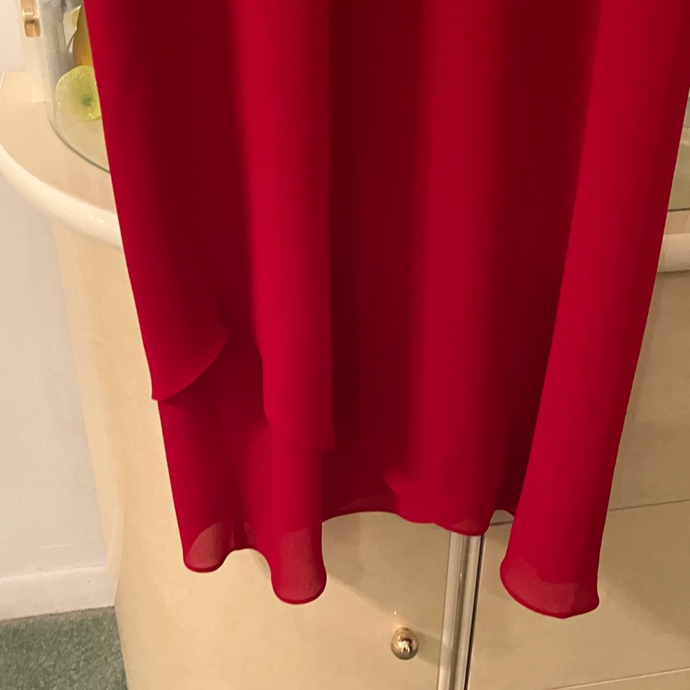 Chic Red Two-Piece Set - image 6